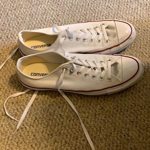 Size 12 men’s converse shoes